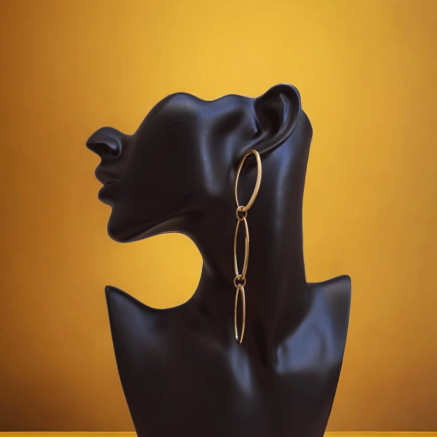 Boucles d'oreilles pendantes dorées en acier inoxydable