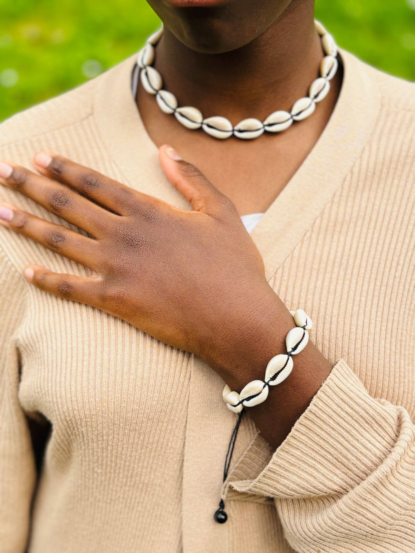 Bracelet ajustable en cauris du Sénégal