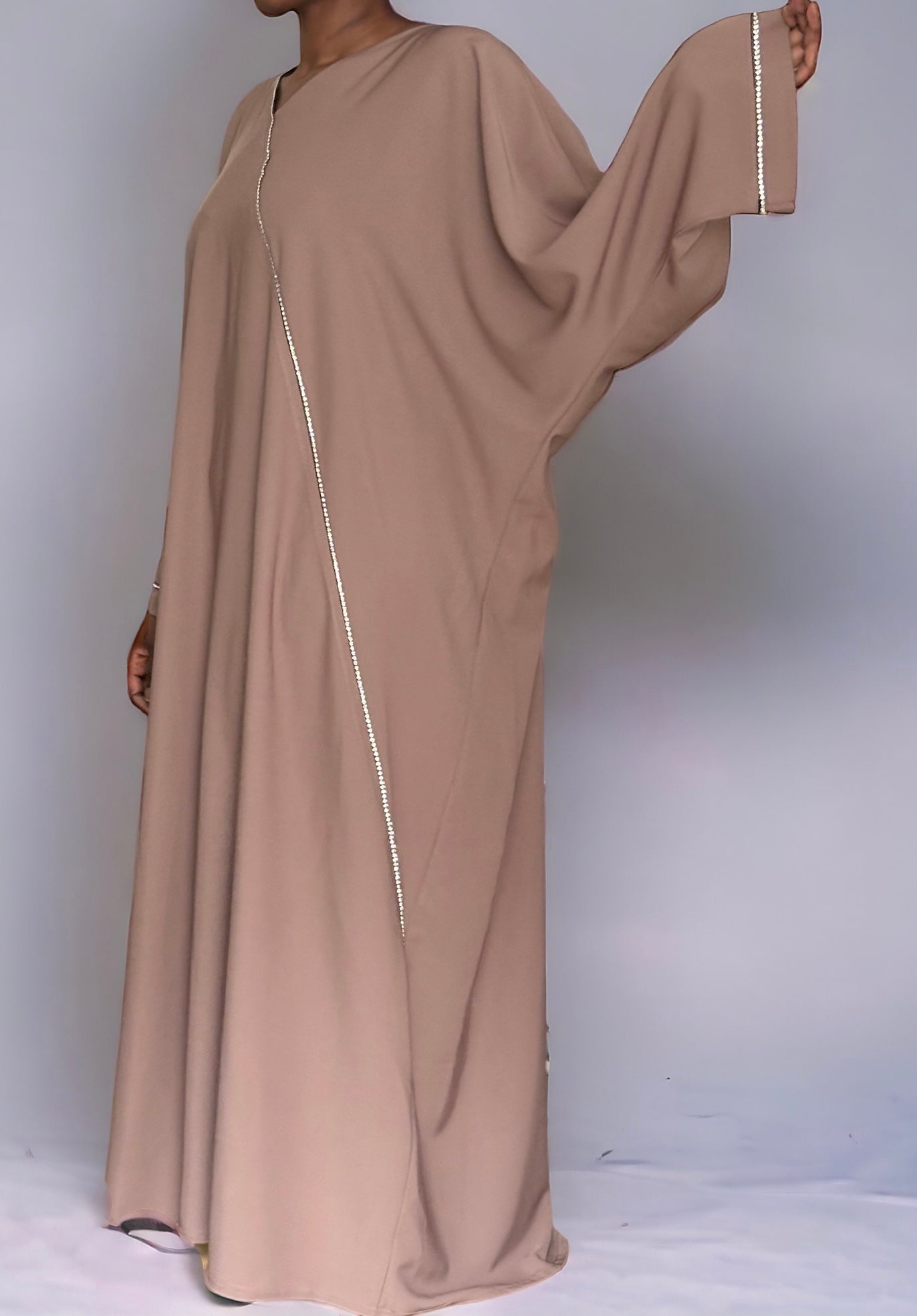 Abaya coupe saoudienne en soie de Médine